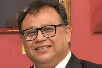 En redes, abogado Claudio Leyva explica qué es el huachicol y cómo se castiga; señala escarnio en Huauchinango.