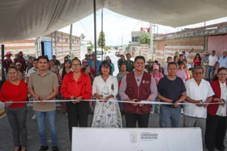 Entrega Omar Muñoz obra integral en San Lorenzo Almecatla