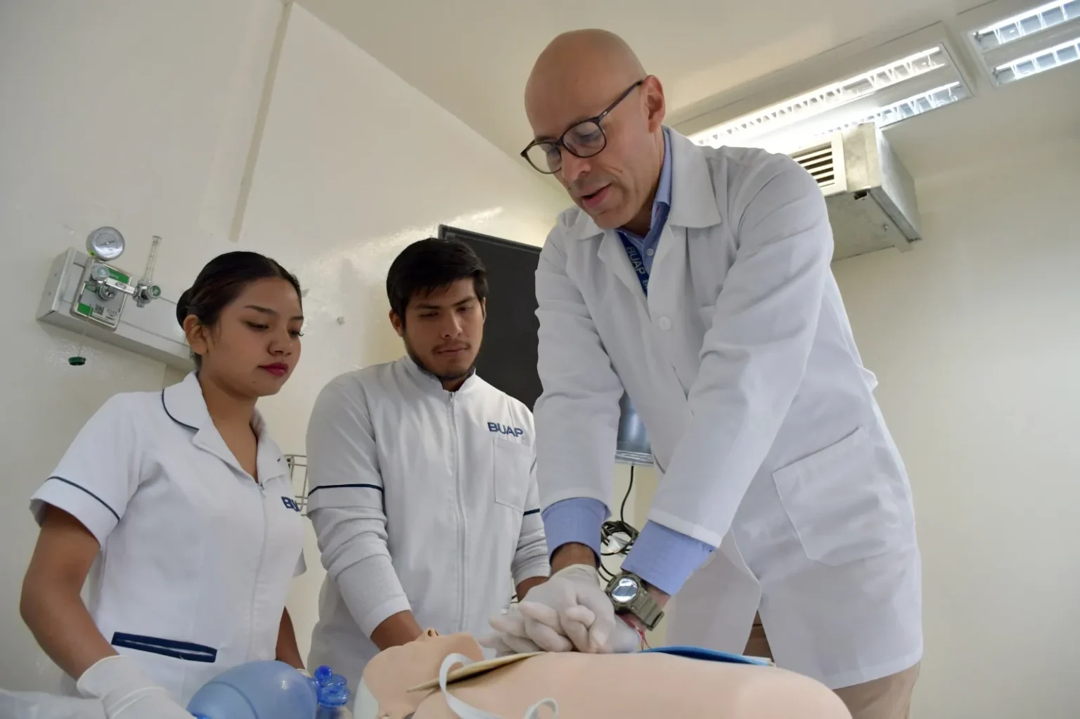 Facultad de Enfermería BUAP es centro certificador en atención de emergencias