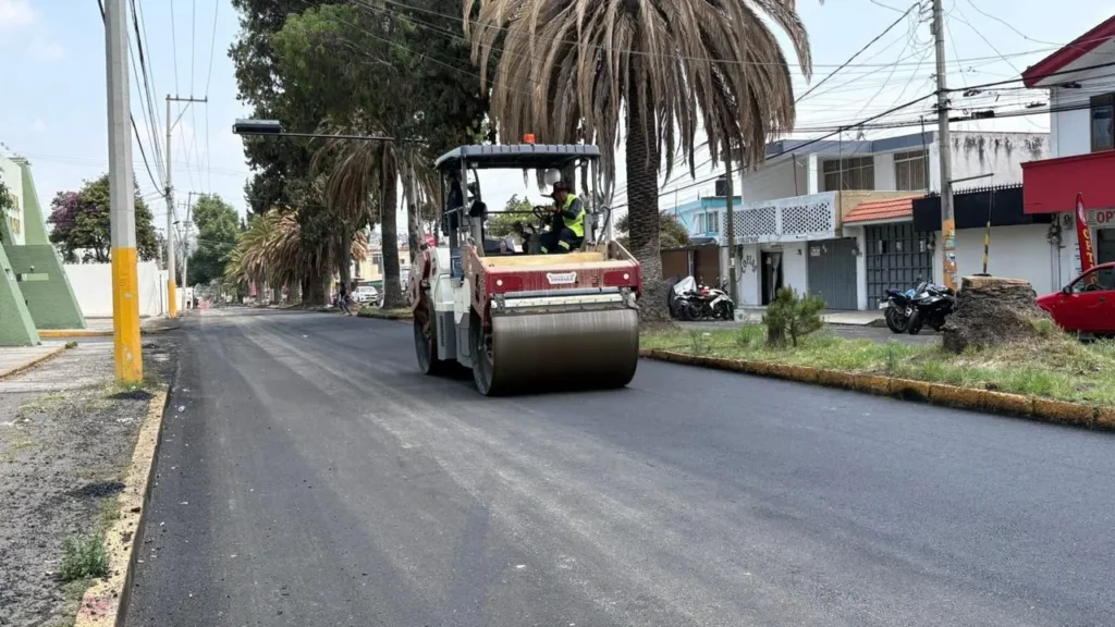 Fortalece Pepe Chedraui vialidades con el Tren Capitalino de Pavimentación