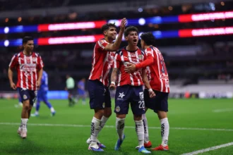 Liga MX Cruz Azul empata ante Chivas en la ida de las semifinal del torneo