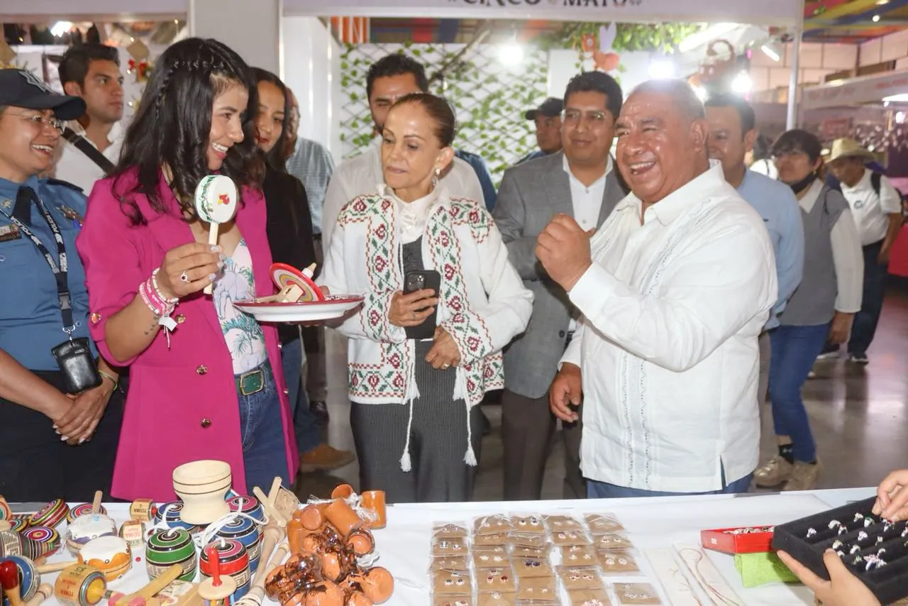 Luce y distingue Amozoc en la Feria de Puebla 2026