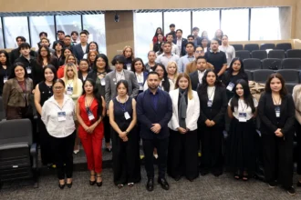 Participa diputado Jaime Aurioles en el 2° Congreso de Derecho Parlamentario con jóvenes