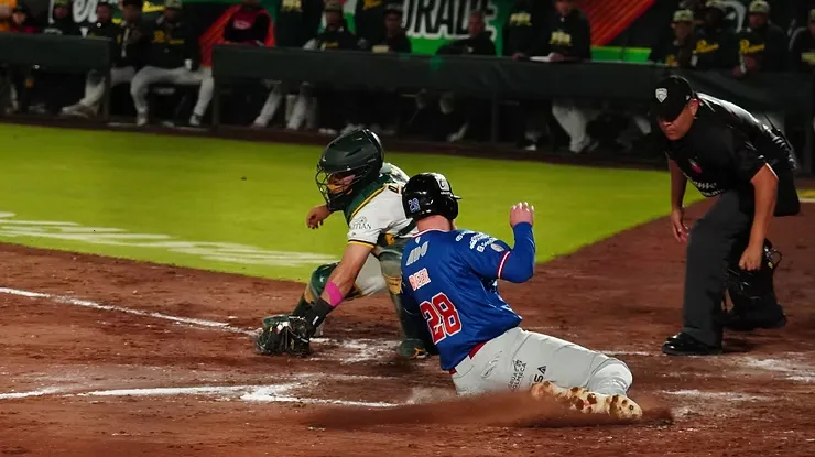 Pericos cae ante Olmecas en el segundo de la serie