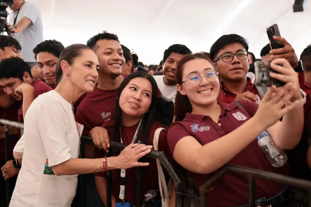 Presidenta Claudia Sheinbaum culmina gira en Quintana Roo