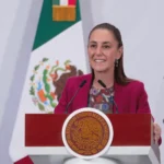 “Resultados que Transforman” Claudia Sheinbaum presenta el prototipo del minivehículo eléctrico mexicano Olinia