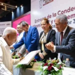SEP Puebla reconoce trayectoria de casi 2 mil docentes por años de servicio