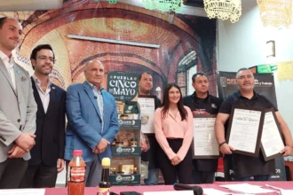 Taquería Bagdad recibe distintivo para vender y utilizar los productos “Puebla 5 de Mayo”