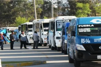 Transporte público en Puebla gobierno analizará posible ajuste a la tarifa durante 2026