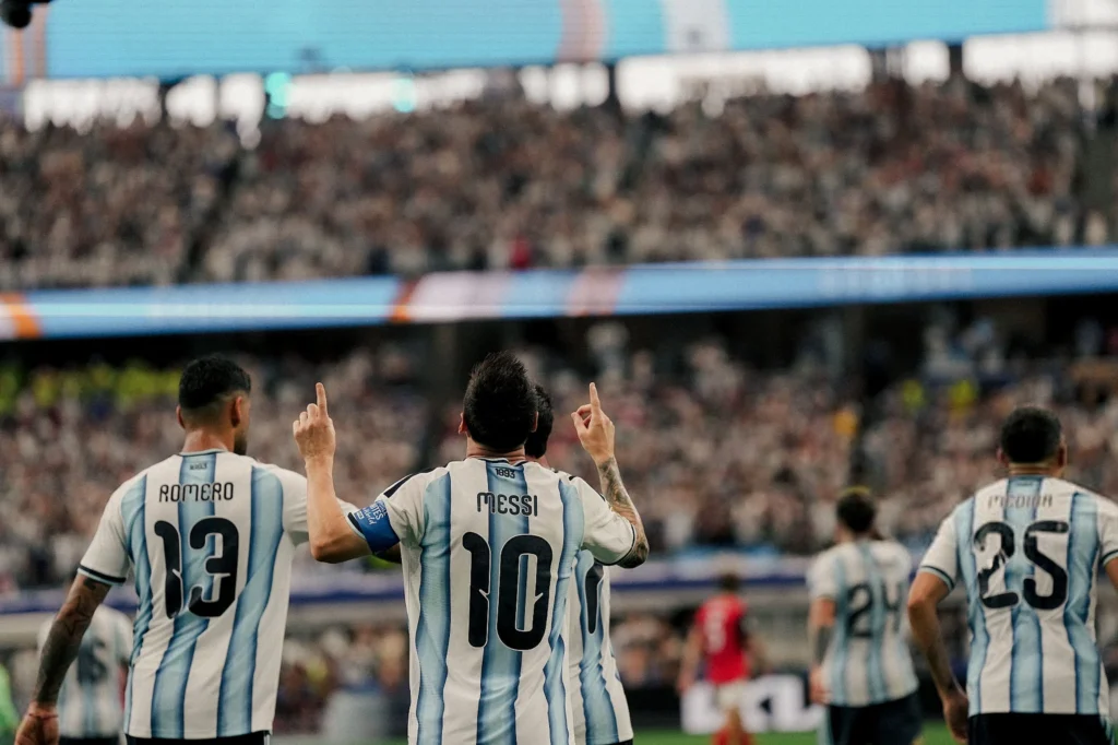 Argentina se clasifica a los dieciseisavos de final
