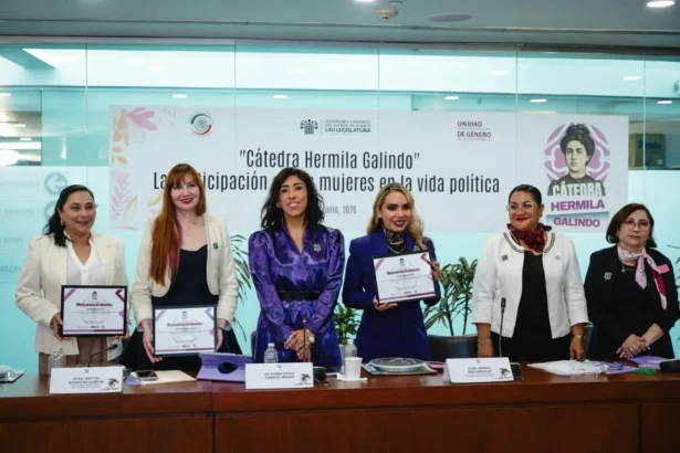 Cátedra Hermila Galindo llega al Senado de la República y consolida un espacio nacional de liderazgo femenino, destaca Norma Pimentel (2)