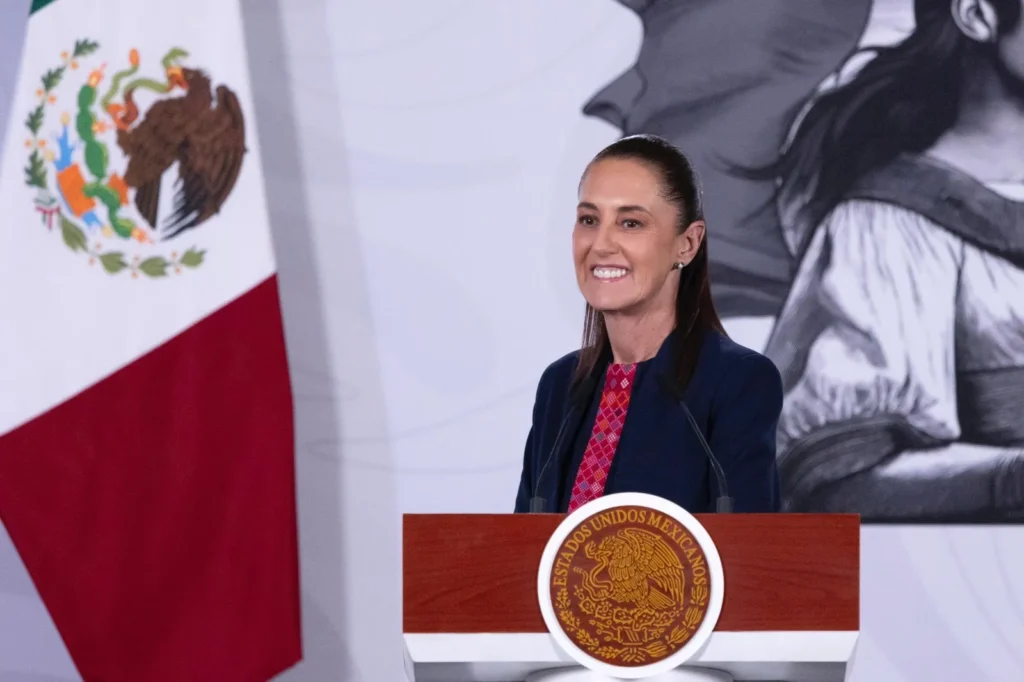 Claudia Sheinbaum destaca que en 2026 recibirán apoyos 42 millones 860 mil 296 mexicanas