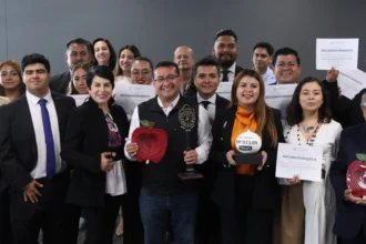 Congreso del Estado reconoce a Guías de Turistas que cumplieron con la certificación NOM-08