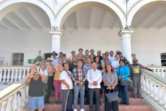 Continúan acuerdos con Cabildo de Acatlán de Osorio