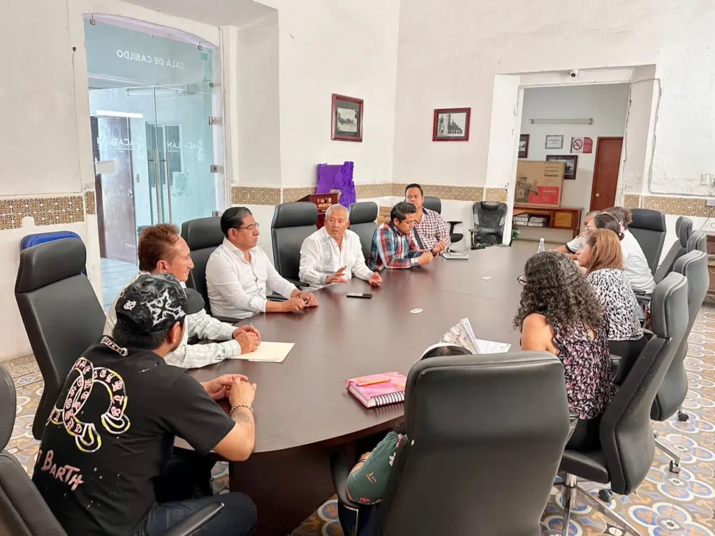 Continúan acuerdos con Cabildo de Acatlán de Osorio