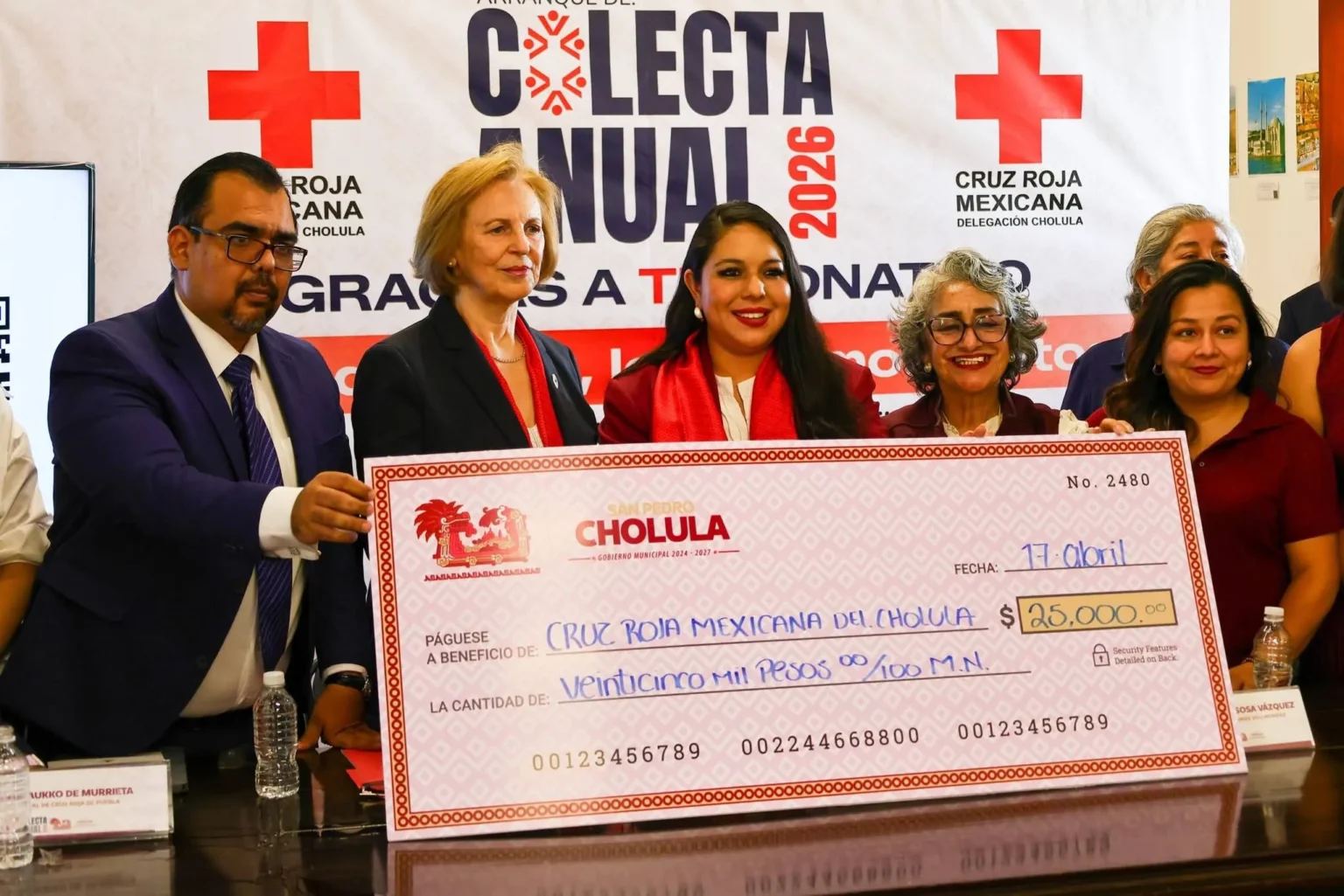 Desde San Pedro Cholula, Tonantzin Fernández da inicio a la Colecta Anual de la Cruz Roja