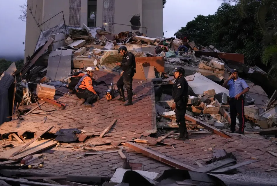 Dos potentes terremotos sacuden Venezuela Caracas registra daños extensos