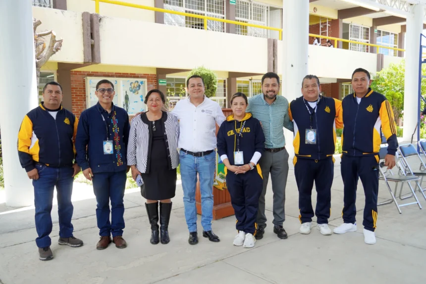 Entregó gobierno de Texmelucan 300 árboles para reforestar el Centro Escolar General Rafael Ávila Camacho