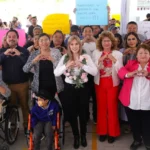 Familias de Santo Tomás Hueyotlipan reciben ayudas funcionales y alimentarias del SEDIF