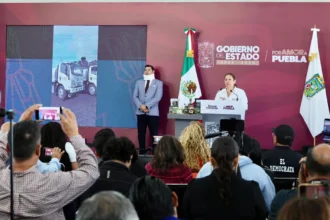 Inician operativo de distribución de 412 millones de litros de agua potable para miles de familias en Puebla