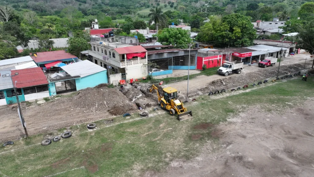 Mantiene gobierno estatal mejoramiento de vialidades en Puebla, Xicotepec y Tlacotepec de Benito Juárez