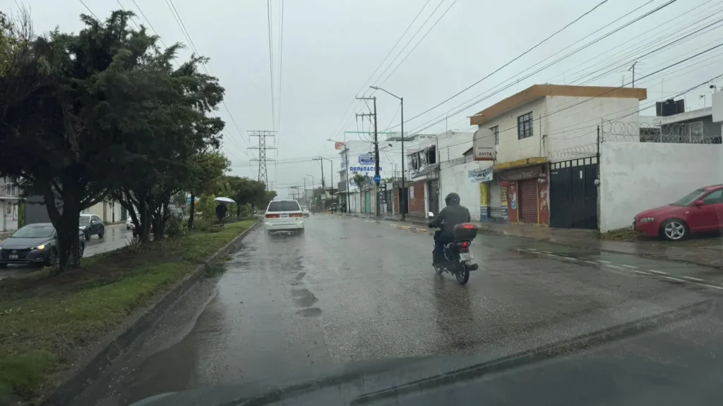Mantiene gobierno estatal vigilancia permanente por temporal lluvioso en Puebla