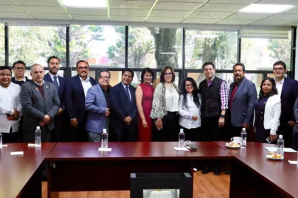 Plan México impulsará en Puebla encuentro en robótica, IA y semiconductores SEP Federal