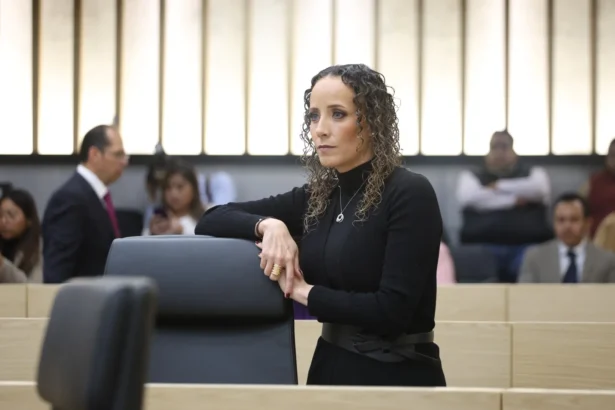Propone Susana Riestra debates obligatorios entre candidatos y candidatas