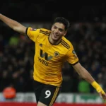 Raúl Jiménez vuelve a los Wolves