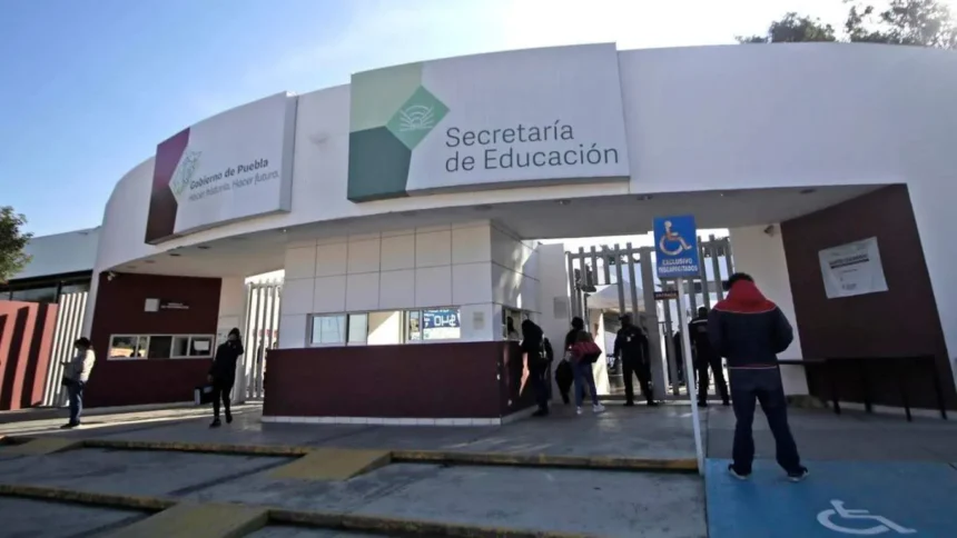 SEP Puebla recupera 343 plazas docentes tras auditoría por presuntas irregularidades