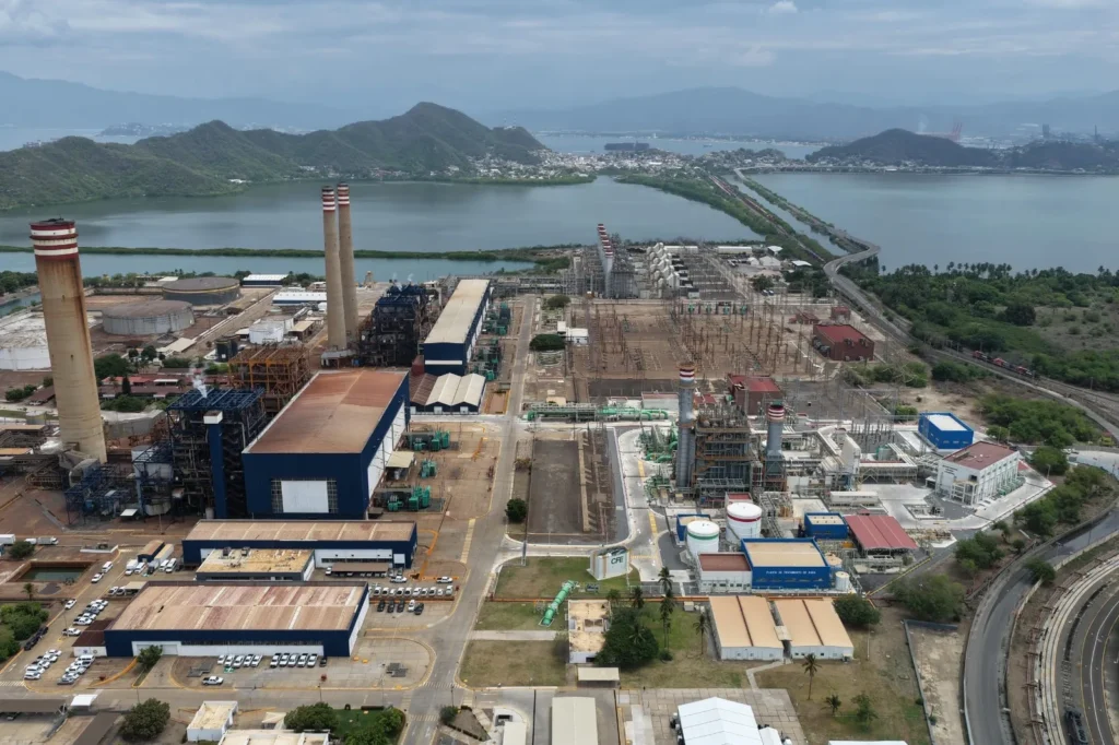 SIN CFE NO HABRÍA SOBERANÍA ENERGÉTICA; FORTALECERLA ES AMAR A MÉXICO PRESIDENTA CLAUDIA SHEINBAUM INAUGURA CENTRAL CICLO COMBINADO EN MANZANILLO, COLIMA