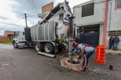 SOSAPACH atiende reporte de fuga de drenaje y refuerza acciones preventivas ante la temporada de lluvias