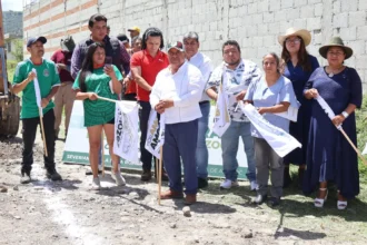 ¡Una más! Severiano de la Rosa dio banderazo a otra obra de drenaje sanitario en Chachapa