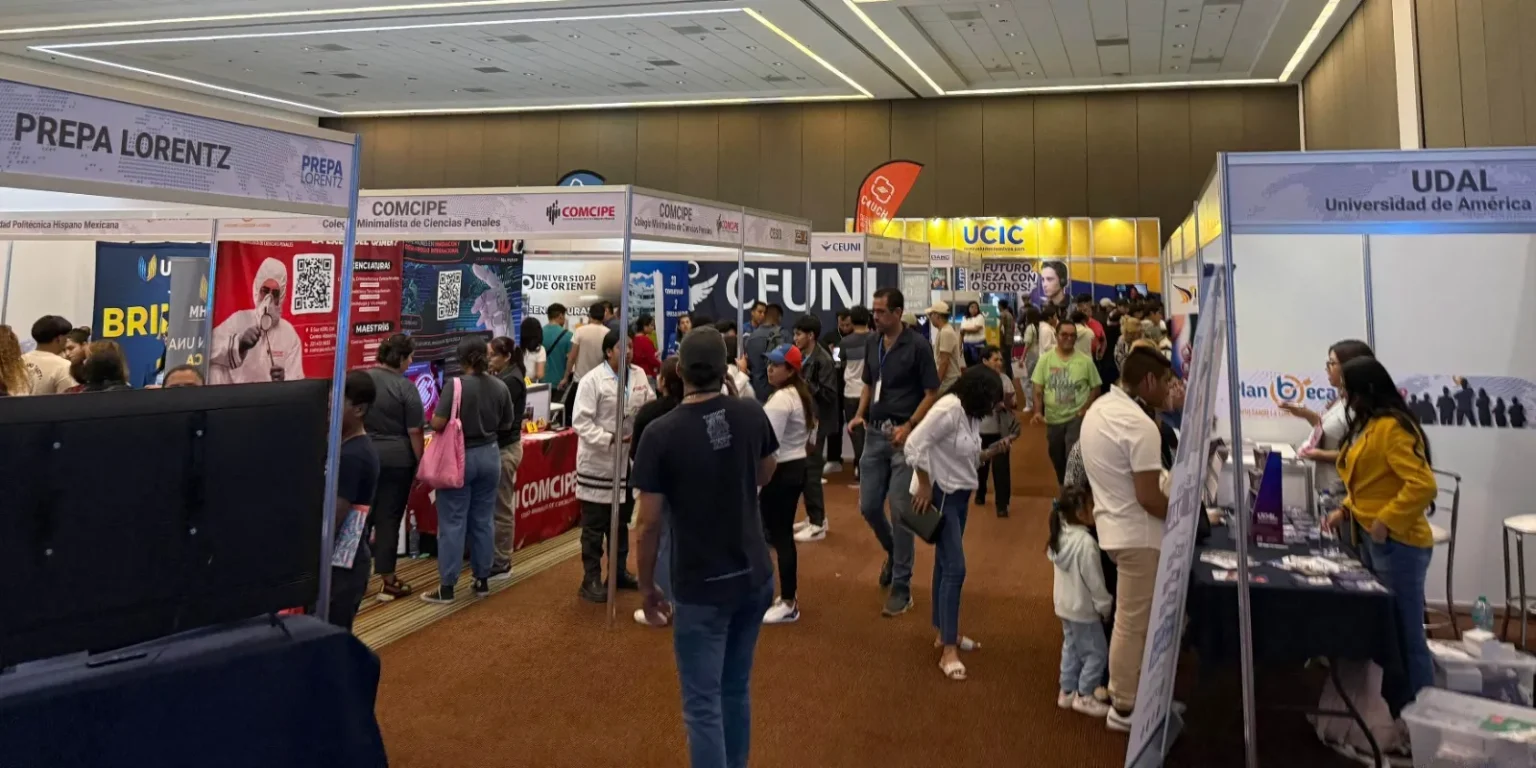 Apoya BUAP la educación a través de la feria Plan Becas 2026