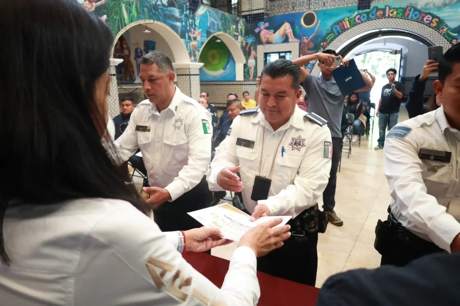 Ariadna Ayala reconoce compromiso y voluntad de elementos de seguridad en Atlixco