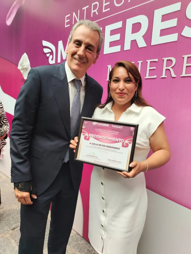 Ayuntamiento de Puebla reconoce labor periodística de Delia Reyes a través de “Mujeres Imparables, Mujeres que Inspiran”