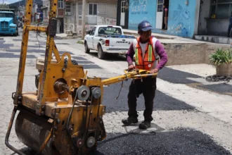 Bachean y preparan vialidades para la próxima relaminación en calles principales de Amozoc