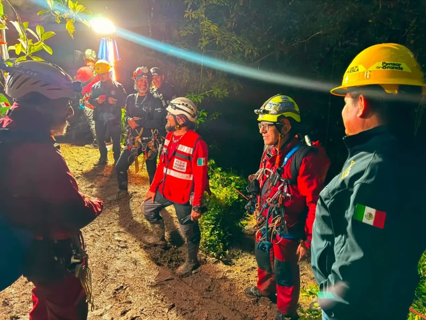 Búsqueda en la Gruta de Chichicazapa continúa con apoyo de especialistas y voluntarios