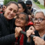 Claudia Sheinbaum entrega viviendas del bienestar en morelia