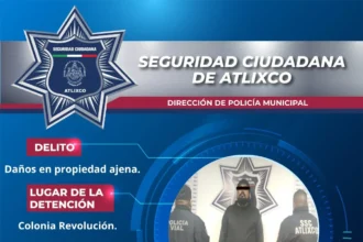Conductor en estado inconveniente, detenido tras provocar accidente en Atlixco