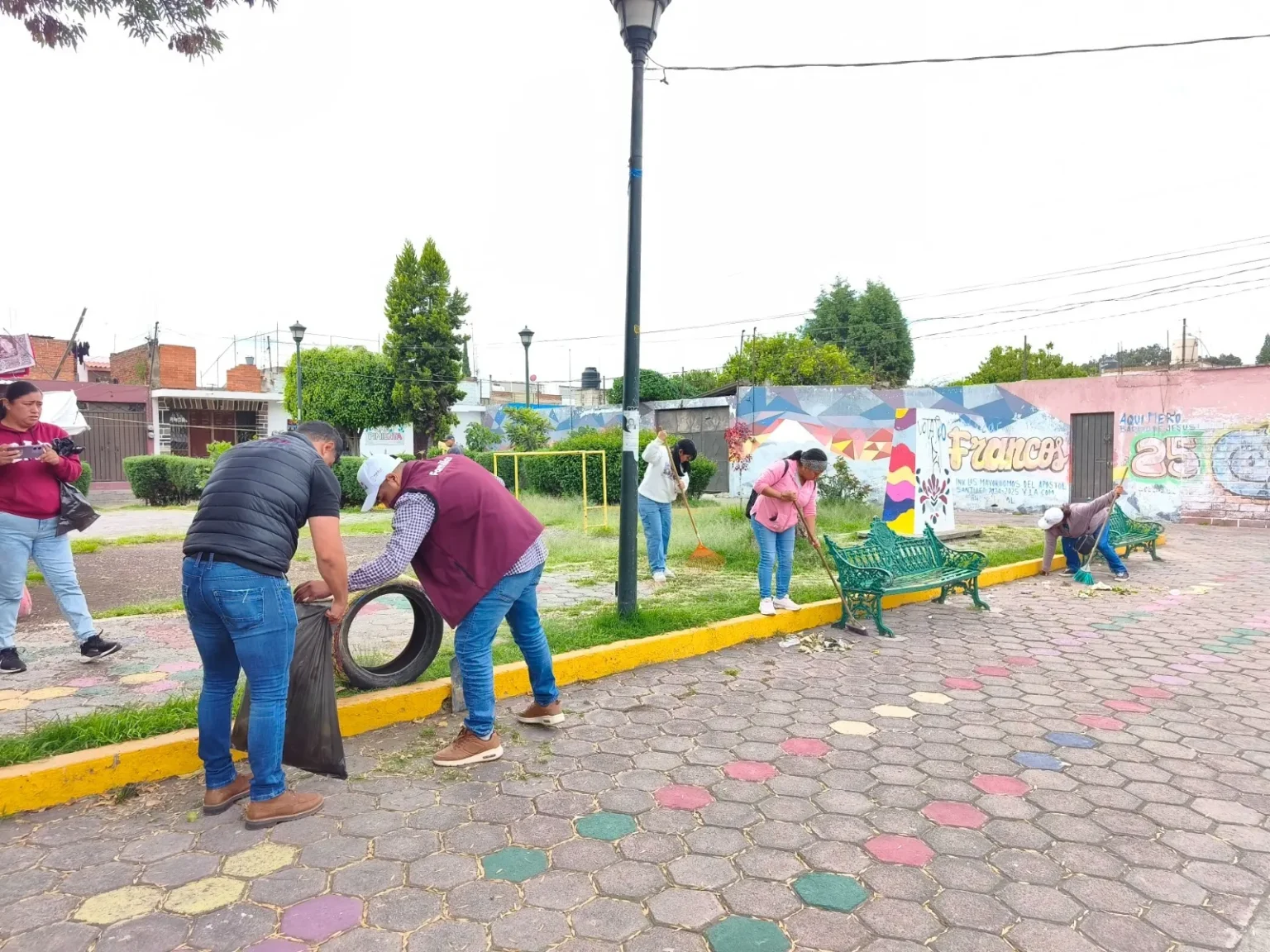 DIF Municipal y Sistema Estatal DIF impulsan jornada de faena en San Pedro Cholula