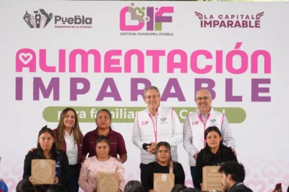 Entrega Pepe Chedraui 3 mil apoyos alimentarios en San Andrés Azumiatla