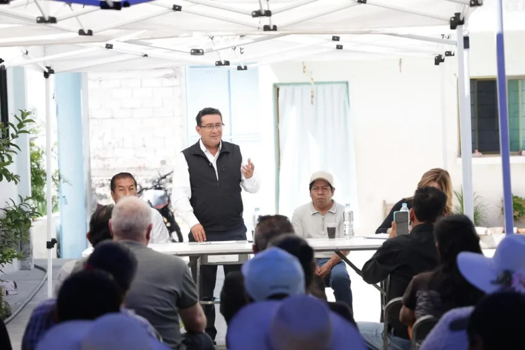Fortalece diputado Pável Gaspar Ramírez el diálogo con empresarios, productores y liderazgos sociales de Santa Clara Ocoyucan
