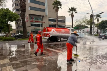 Gobierno de Pepe Chedraui efectuó labores lavado en la Avenida Juárez