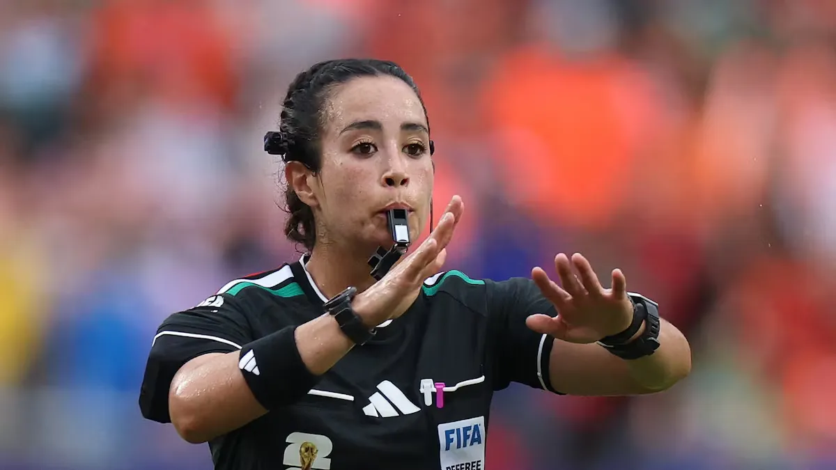 Katia Itzel García regresa del Mundial para pitar el Atlante vs América