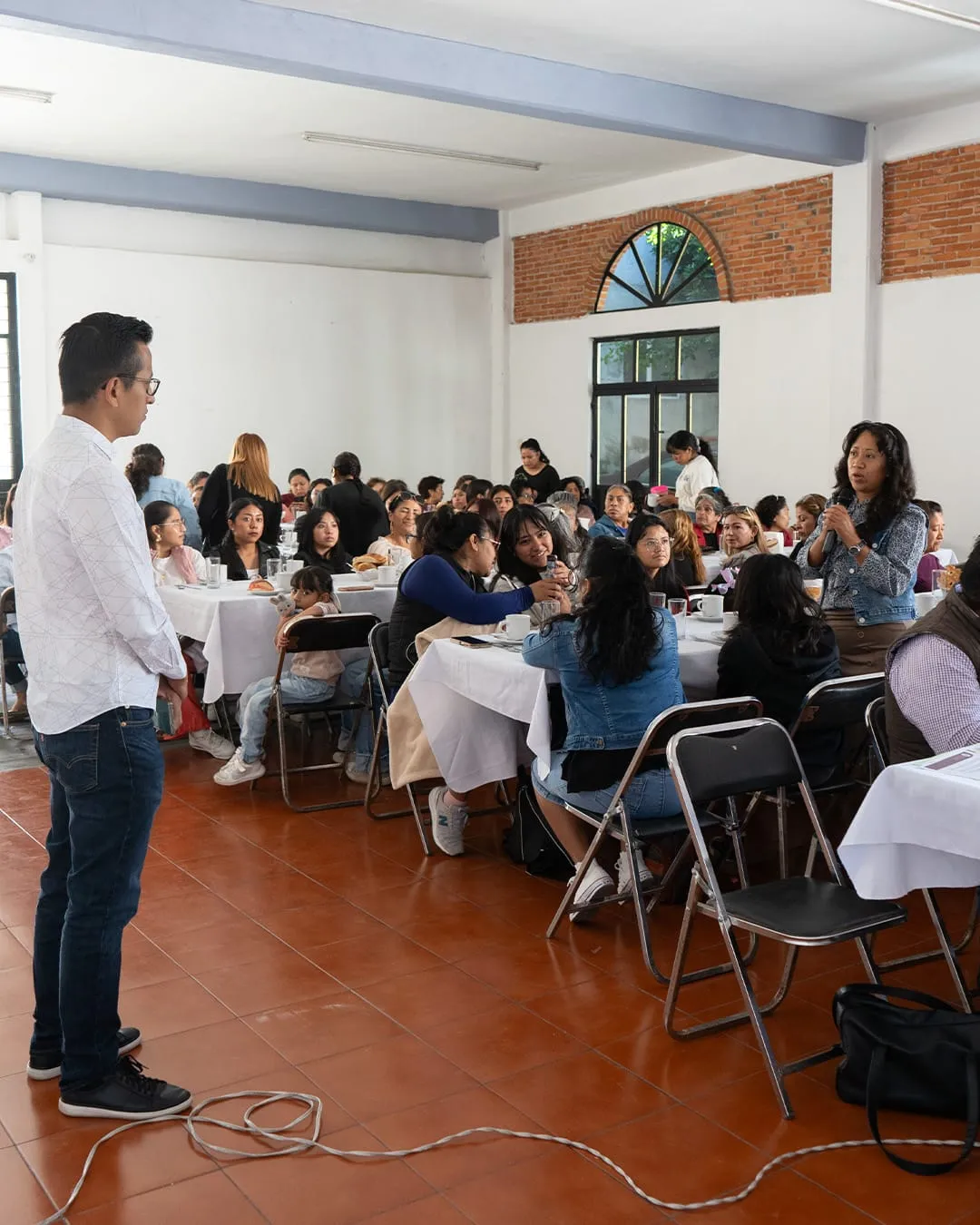 Miguel Tonatiuh presenta la plataforma “Mujeres que resurgen por Tepeaca”