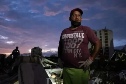 Miles de millones de dólares costará la reconstrucción en Venezuela tras los terremotos (2)