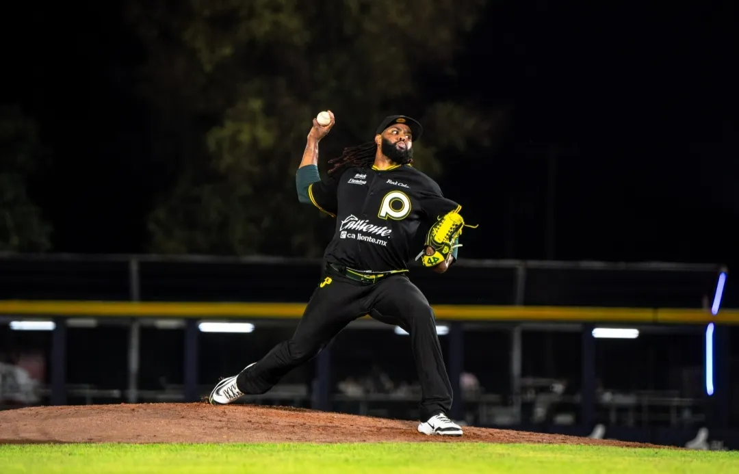 Pericos de Puebla se lleva el primero de la serie tras imponerse a Bravos de León