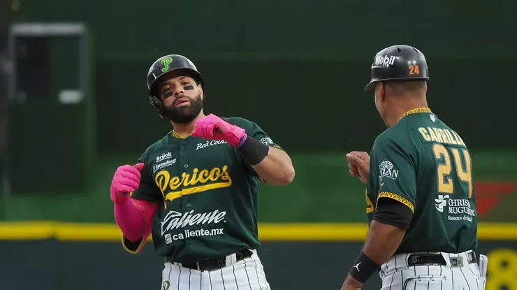 Pericos y Leones reparten triunfos en la doble cartelera