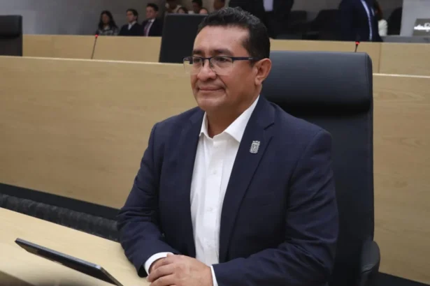 Presenta diputado Pável Gaspar iniciativa para fortalecer la eficiencia y organización del trabajo legislativo